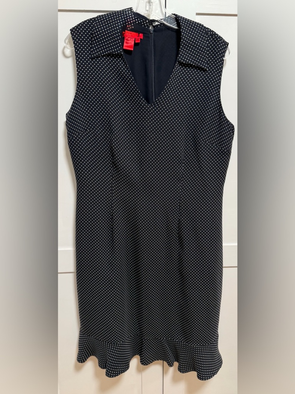 Burns 100% silk Polka Dot Sleeveless V-Neck Midi Dress -navy blueWhite. Size-14.